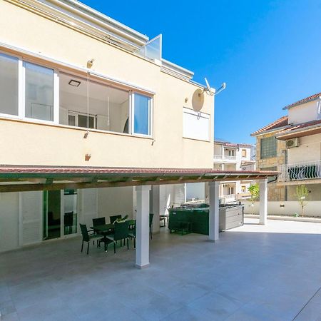 Apartment Dora Duce Exterior photo